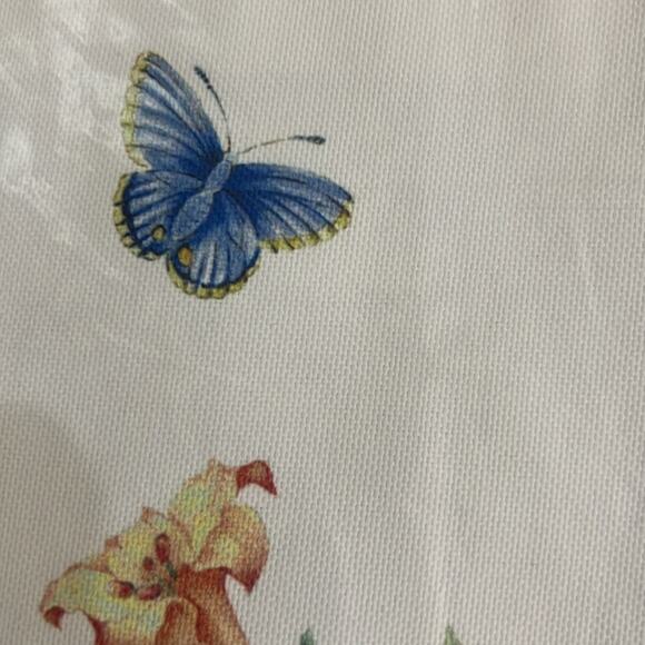 LENOX BUTTERFLY MULTI MEADOW COLLECTION OF PLACEMAT NWT 13inX19in - Picture 6 of 7